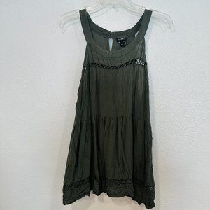 TORRID Size 1 or 1X Sleeveless Top Olive Green Crochet Lace Trim Flowy Crinkle
